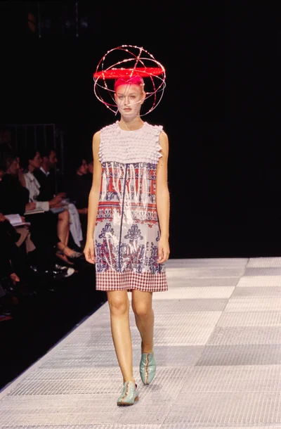 Look 18